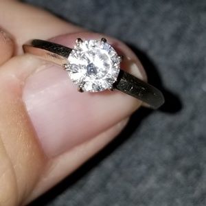 14k white Gold CZ ring size 8